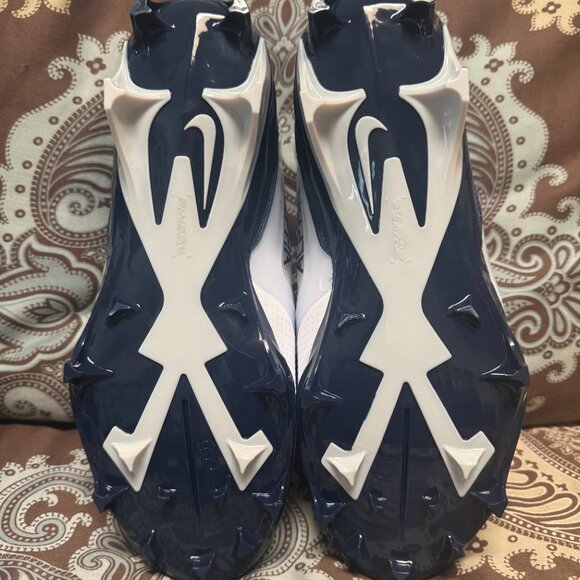 Nike Alpha Menace 4 Pro Football Cleats Size 8.5 - FD7037-104 - Picture 6 of 9